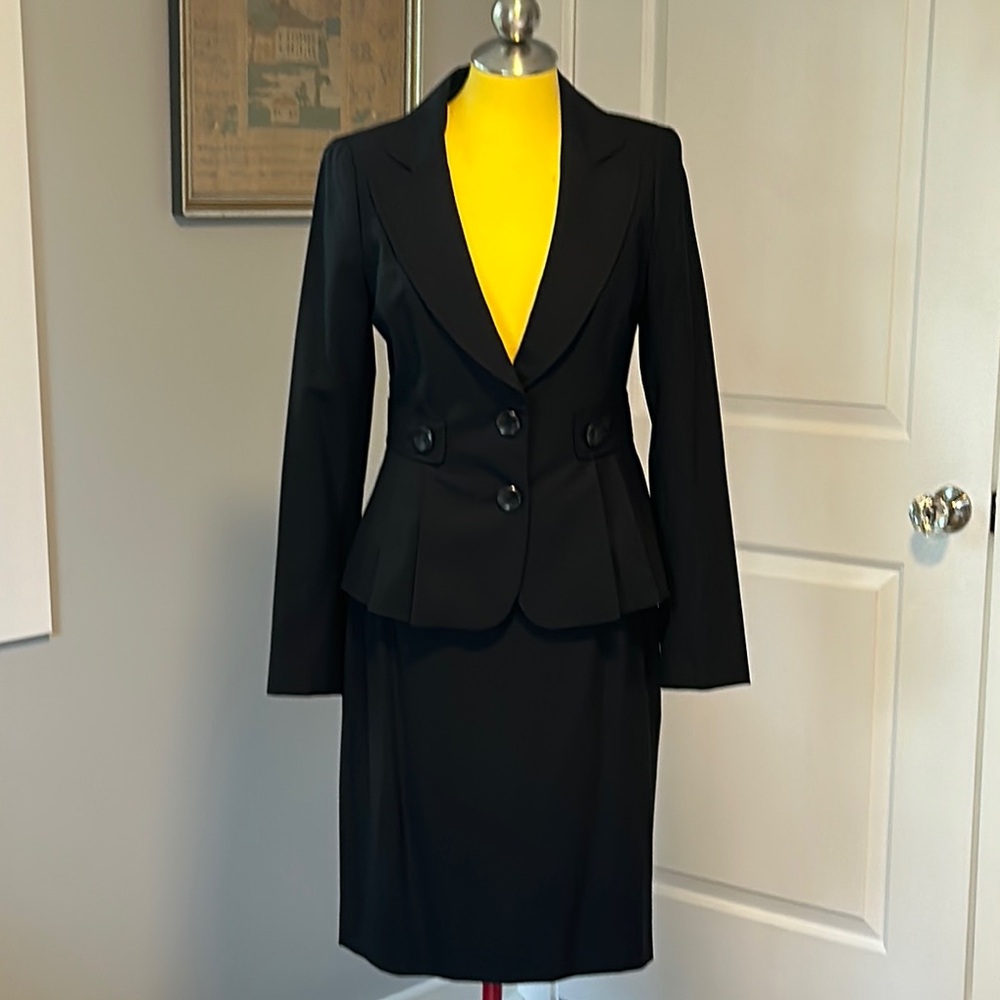 Elegant Black Women's Jacket & Skirt Suit